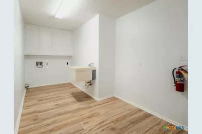404 Alamogordo Drive, Victoria, TX 77904 - Photo 26