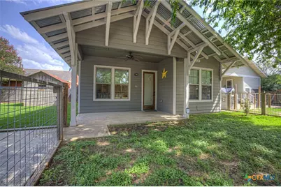 349 E South Street, New Braunfels, TX 78130 - Photo 12