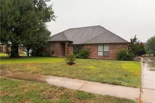 1413 S Roy Reynolds Dr, Killeen, TX 76543 - Photo 1