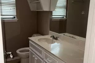 1413 S Roy Reynolds Dr, Killeen, TX 76543 - Photo 4