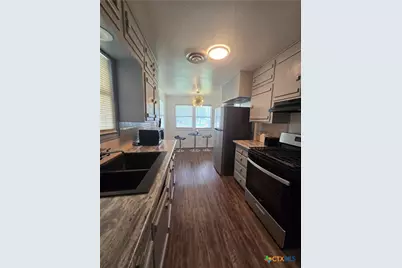 1501 E Rosebud Avenue, Victoria, TX 77901 - Photo 4