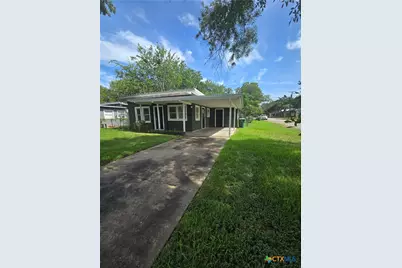 1501 E Rosebud Avenue, Victoria, TX 77901 - Photo 1
