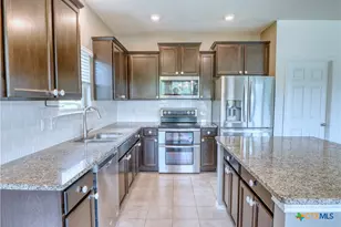 1825 Cow House Ct, Copperas Cove, TX 76522 - Photo 2