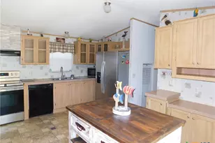 115 W County Road 314, Port Lavaca, TX 77979 - Photo 10