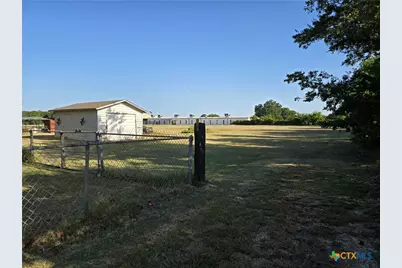 14947 E Highway 36 Highway, Jonesboro, TX 76538 - Photo 22