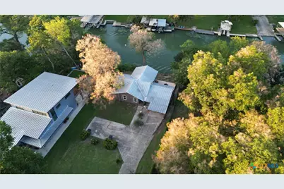 1695 Kuehler Avenue, New Braunfels, TX 78130 - Photo 2