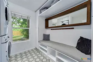 403 Krebs Ln, Austin, TX 78704 - Photo 14