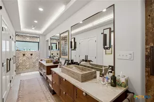 302 Tampa Dr, Victoria, TX 77904 - Photo 12