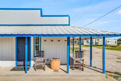 2818 W Adams Avenue, Port O'Connor, TX 77982 - Photo 16