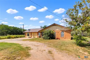 150 Fm 1303, Floresville, TX 78114 - Photo 2