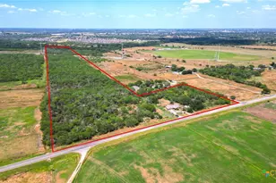 150 Fm 1303, Floresville, TX 78114 - Photo 10