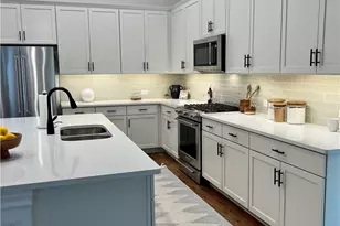 611 N Guenther Ave, New Braunfels, TX 78130 - Photo 12