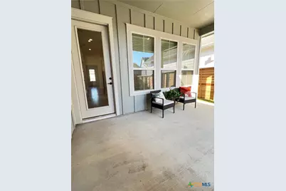 611 N Guenther Avenue, New Braunfels, TX 78130 - Photo 32