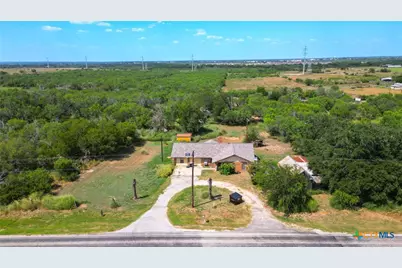 150 Fm 1303, Floresville, TX 78114 - Photo 4