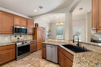 229 Bending Oak, New Braunfels, TX 78132 - Photo 8