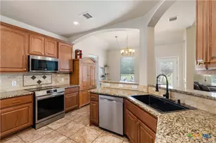 229 Bending Oak, New Braunfels, TX 78132 - Photo 8