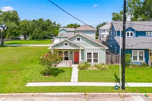 605 S Wheeler St, Victoria, TX 77901 - Photo 2