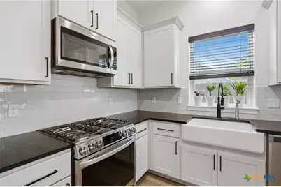 605 S Wheeler Street, Victoria, TX 77901 - Photo 4