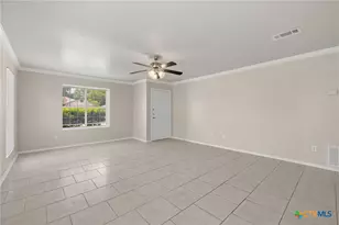 2007 Miller St, Belton, TX 76513 - Photo 8