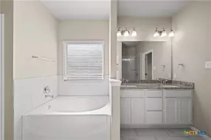 10207 Six Shooter Ln, Temple, TX 76502 - Photo 16