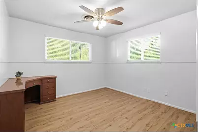 633 Lockener Ave, New Braunfels, TX 78130 - Photo 18