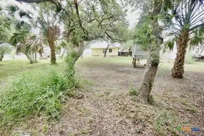 706 W Jefferson Avenue, Port O'Connor, TX 77982 - Photo 6