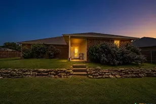 4401 Lacey Cir, Waco, TX 76708 - Photo 34
