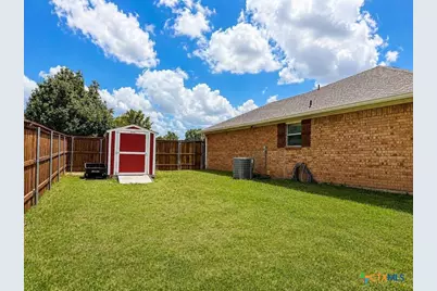 4401 Lacey Circle, Waco, TX 76708 - Photo 32