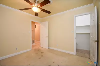 201 Canterbury Lane, Victoria, TX 77904 - Photo 16