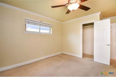201 Canterbury Lane, Victoria, TX 77904 - Photo 14
