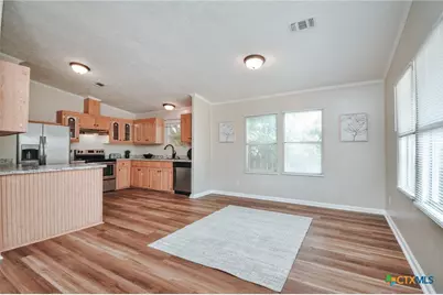 807 E Mesquite Lane, Victoria, TX 77901 - Photo 8