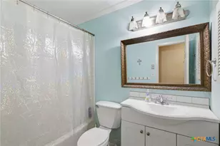 504 Maplewood Dr, Victoria, TX 77901 - Photo 4