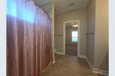 565 E Ward Street, Goliad, TX 77963 - Photo 20