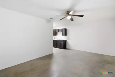 912 S 6th Street #B, Temple, TX 76504 - Photo 6