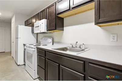 912 S 6th Street #B, Temple, TX 76504 - Photo 8