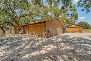1660 McIver Rd, Canyon Lake, TX 78133 - Photo 22