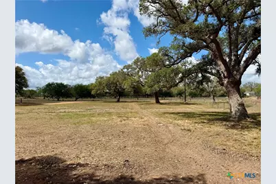 209 Rice Road, Yoakum, TX 77995 - Photo 32