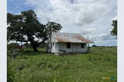 209 Rice Road, Yoakum, TX 77995 - Photo 36