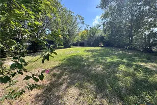 509 S Ann St, Port Lavaca, TX 77979 - Photo 1