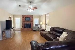 104 Hamlet Ct, Victoria, TX 77901 - Photo 4