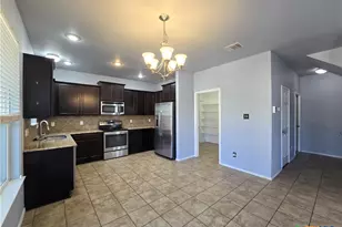 9613 Adeel Dr, Killeen, TX 76542 - Photo 10