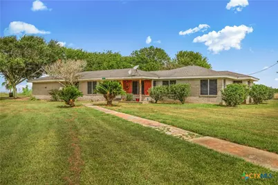 39 Woods Road, Port Lavaca, TX 77979 - Photo 2