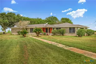 39 Woods Rd, Port Lavaca, TX 77979 - Photo 2