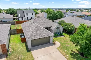 7921 Honeysuckle, Temple, TX 76502 - Photo 6