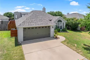 7921 Honeysuckle, Temple, TX 76502 - Photo 8
