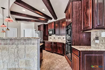 901 Easton Drive, San Marcos, TX 78666 - Photo 34