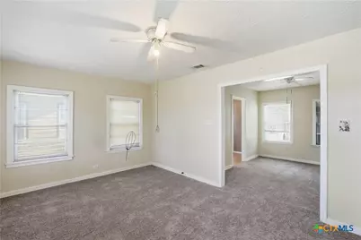 1007 S 51st Street, Temple, TX 76504 - Photo 6