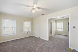 1007 S 51st St, Temple, TX 76504 - Photo 6