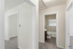 1007 S 51st St, Temple, TX 76504 - Photo 24
