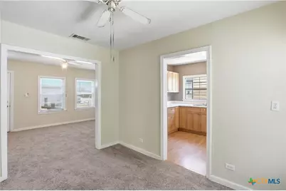 1007 S 51st Street, Temple, TX 76504 - Photo 10